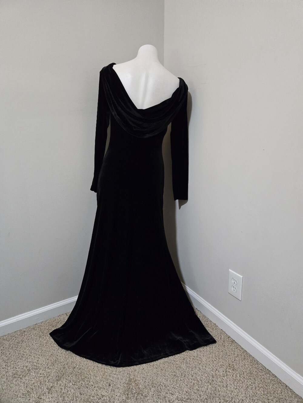 Sz S (Also Fits M) Y2K Vintage Lauren Ralph Lauren Black Stretch Velvet LS Gown - Picture 2 of 11